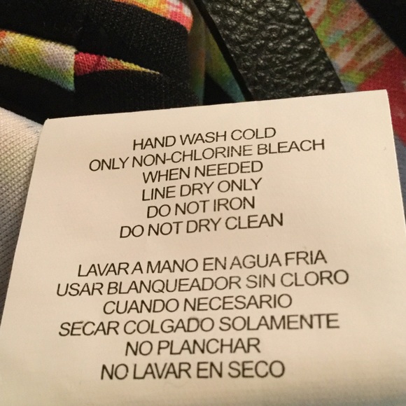 My Michelle colorful dress with black belt Junior's size 3 - Picture 5 of 5